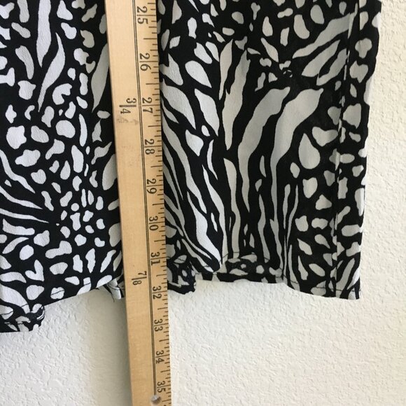 H&M Summer Midi Skirt Womens 10 Black and White Animal Print Viscose Slit Side - Picture 8 of 11